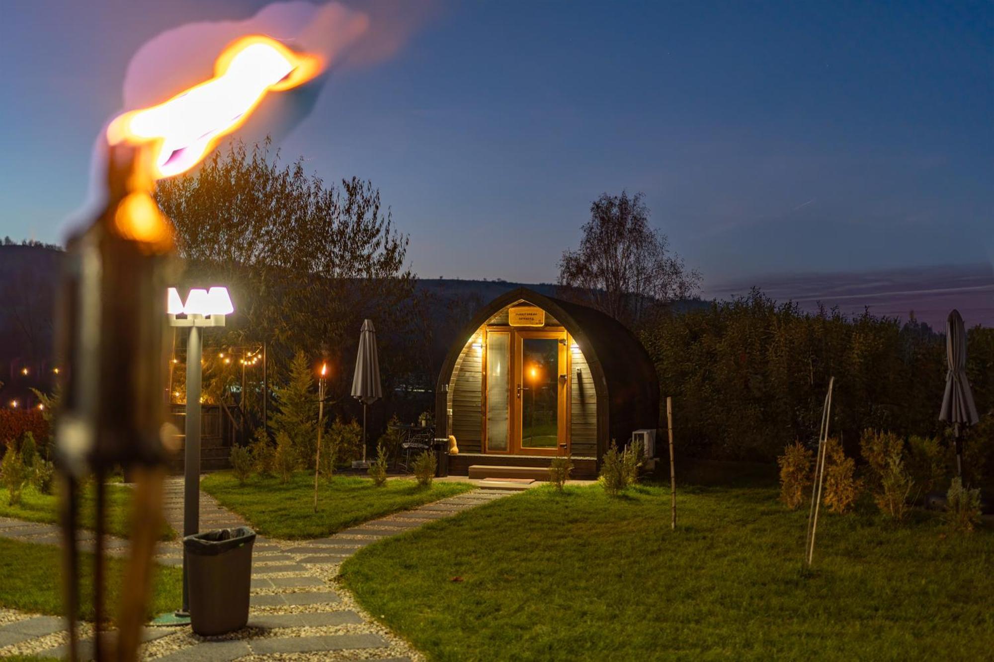 Glamp In Style Pods Resort 布朗 外观 照片