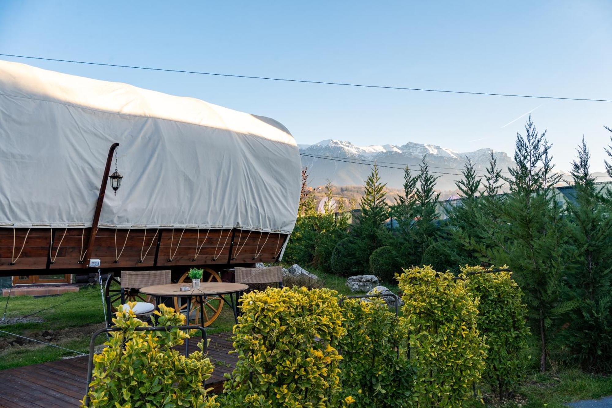 Glamp In Style Pods Resort 布朗 外观 照片